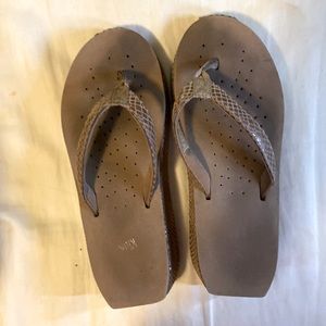 Volatile Sandals, kids size 4